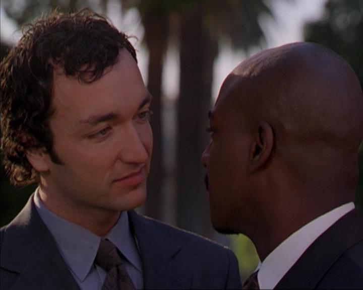 Charmed-Online-dot-316DeathTakesAHalliwell1822.jpg Charmed-Online-dot-316DeathTakesAHalliwell1822.jpg