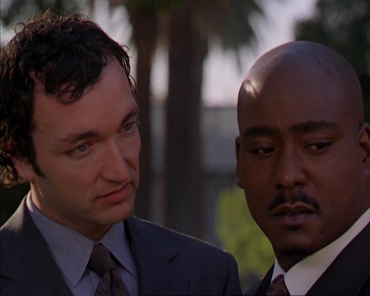 Charmed-Online-dot-316DeathTakesAHalliwell1825.jpg Charmed-Online-dot-316DeathTakesAHalliwell1825.jpg