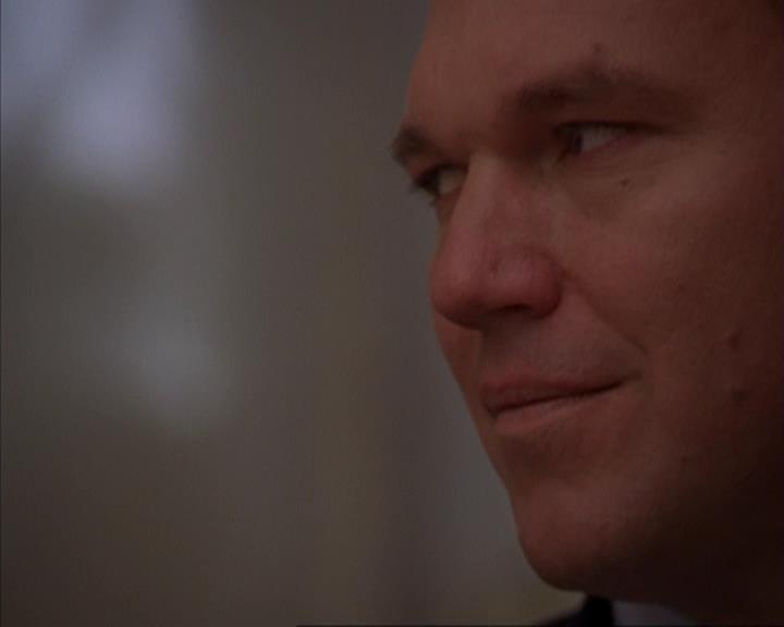 Charmed-Online-dot-316DeathTakesAHalliwell1869.jpg Charmed-Online-dot-316DeathTakesAHalliwell1869.jpg