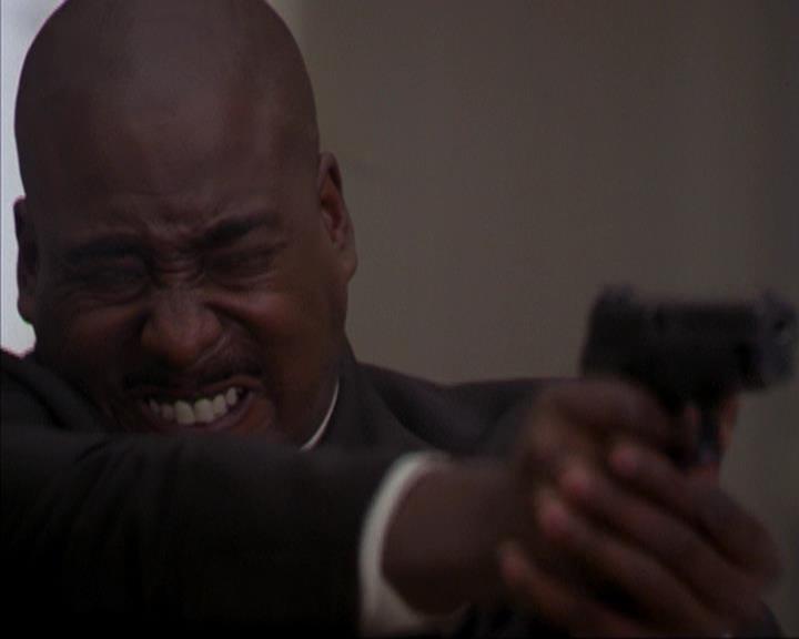 Charmed-Online-dot-316DeathTakesAHalliwell1876.jpg Charmed-Online-dot-316DeathTakesAHalliwell1876.jpg