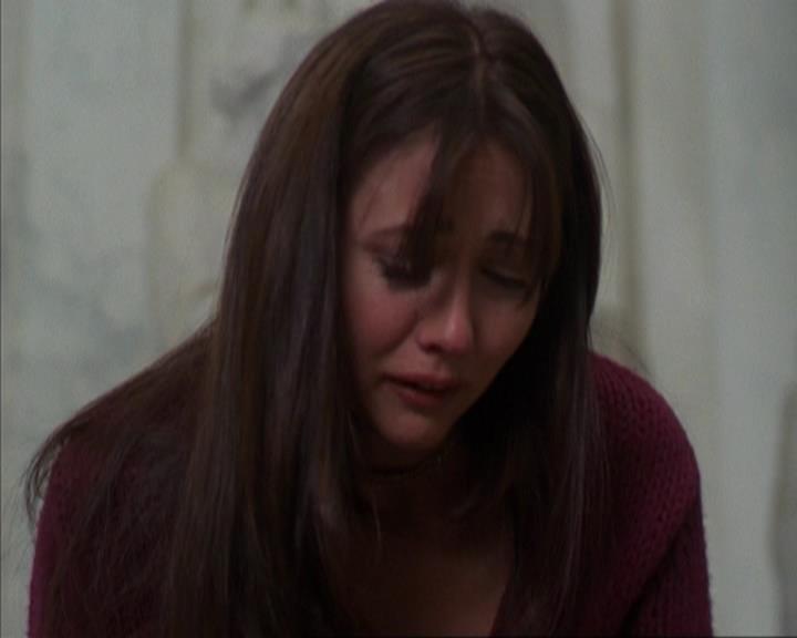 Charmed-Online-dot-316DeathTakesAHalliwell2008.jpg