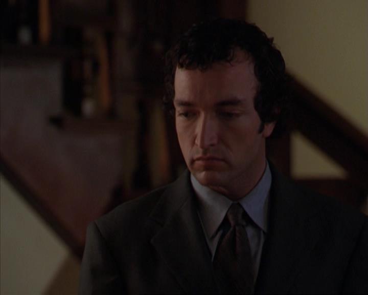 Charmed-Online-dot-316DeathTakesAHalliwell2043.jpg Charmed-Online-dot-316DeathTakesAHalliwell2043.jpg