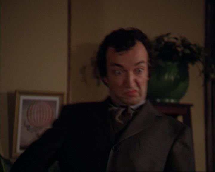 Charmed-Online-dot-316DeathTakesAHalliwell2082.jpg Charmed-Online-dot-316DeathTakesAHalliwell2082.jpg