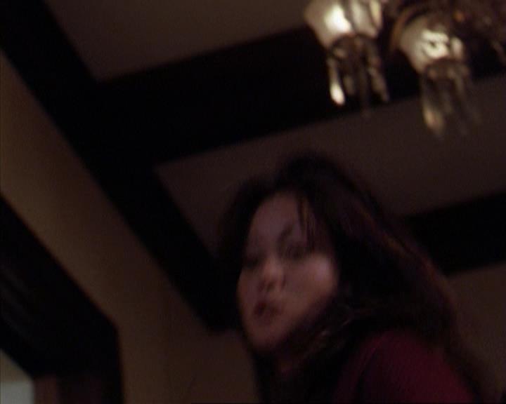 Charmed-Online-dot-316DeathTakesAHalliwell2129.jpg Charmed-Online-dot-316DeathTakesAHalliwell2129.jpg