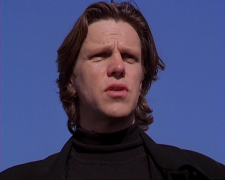 Charmed-Online-dot-316DeathTakesAHalliwell2263.jpg Charmed-Online-dot-316DeathTakesAHalliwell2263.jpg