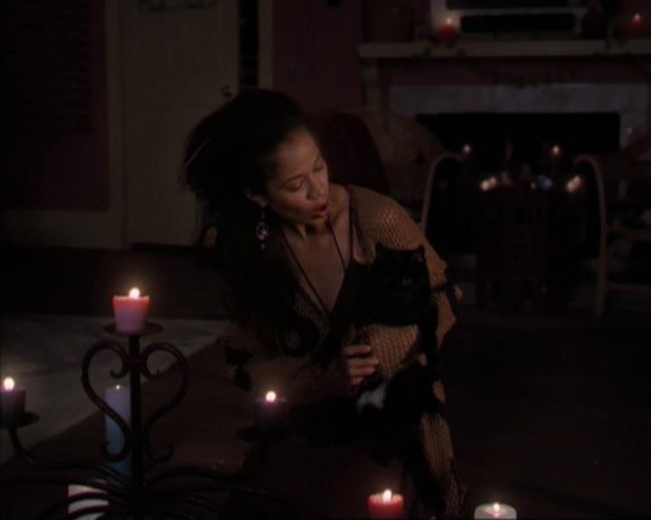 Charmed-Online-dot-317Pre-Witched0167.jpg