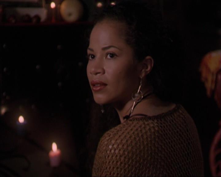 Charmed-Online-dot-317Pre-Witched0187.jpg Charmed-Online-dot-317Pre-Witched0187.jpg