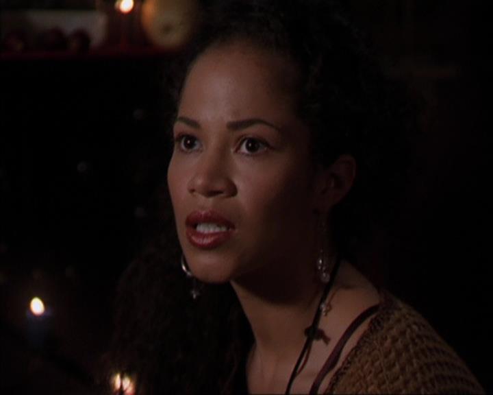 Charmed-Online-dot-317Pre-Witched0195.jpg Charmed-Online-dot-317Pre-Witched0195.jpg