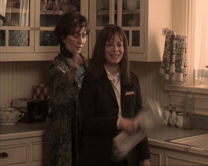 Charmed-Online-dot-317Pre-Witched0434.jpg