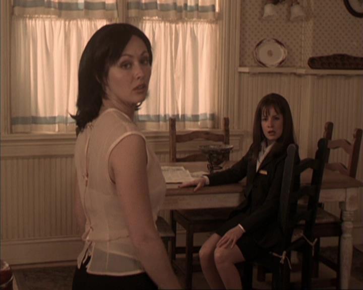 Charmed-Online-dot-317Pre-Witched0470.jpg