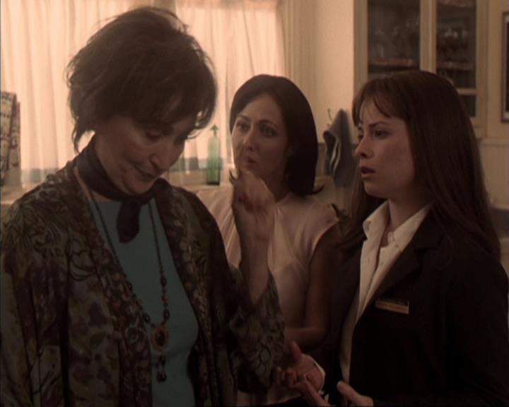 Charmed-Online-dot-317Pre-Witched0479.jpg