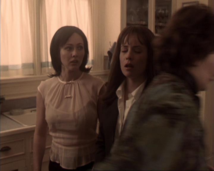 Charmed-Online-dot-317Pre-Witched0480.jpg