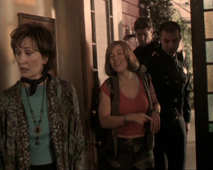 Charmed-Online-dot-317Pre-Witched0499.jpg Charmed-Online-dot-317Pre-Witched0499.jpg