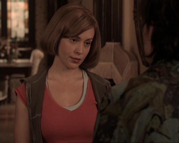 Charmed-Online-dot-317Pre-Witched0526.jpg Charmed-Online-dot-317Pre-Witched0526.jpg