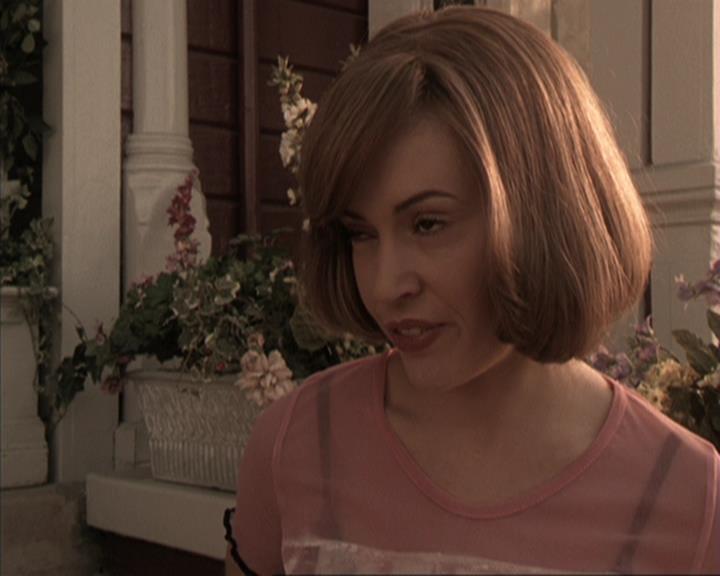 Charmed-Online-dot-317Pre-Witched0653.jpg Charmed-Online-dot-317Pre-Witched0653.jpg