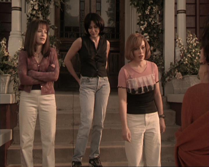 Charmed-Online-dot-317Pre-Witched0664.jpg