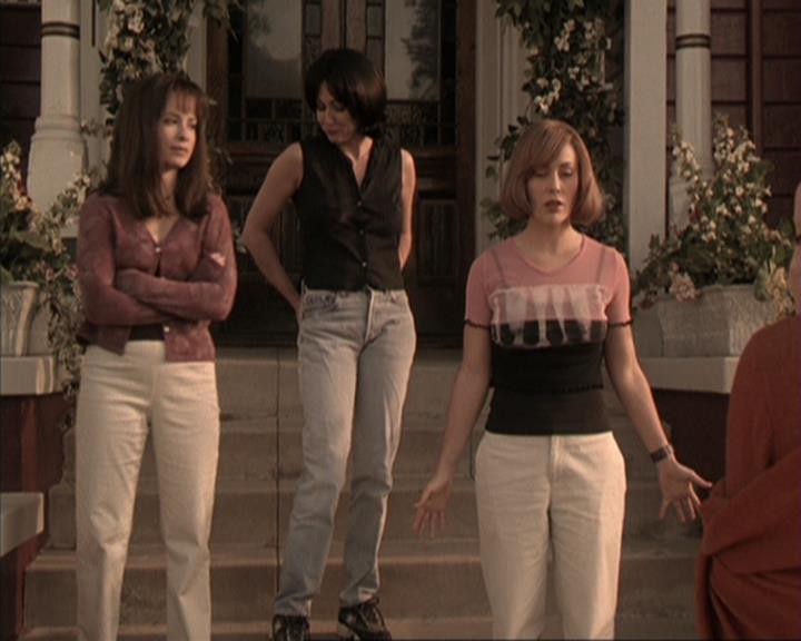 Charmed-Online-dot-317Pre-Witched0665.jpg
