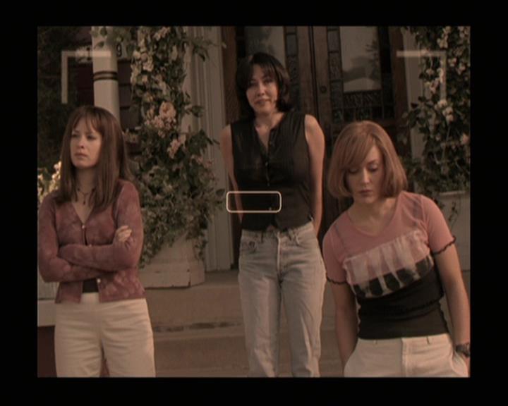 Charmed-Online-dot-317Pre-Witched0671.jpg