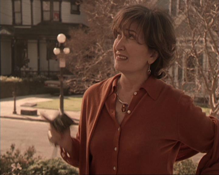 Charmed-Online-dot-317Pre-Witched0691.jpg Charmed-Online-dot-317Pre-Witched0691.jpg