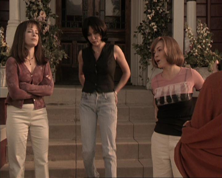 Charmed-Online-dot-317Pre-Witched0697.jpg
