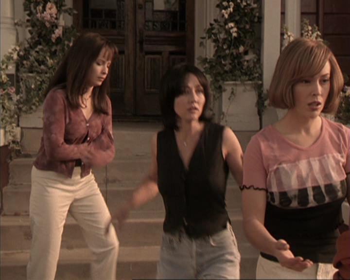 Charmed-Online-dot-317Pre-Witched0710.jpg