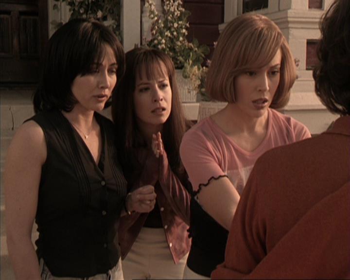 Charmed-Online-dot-317Pre-Witched0715.jpg Charmed-Online-dot-317Pre-Witched0715.jpg