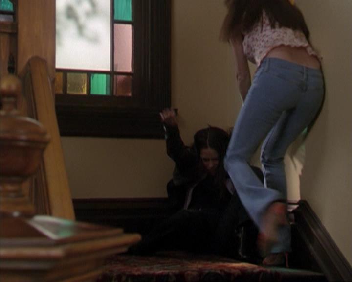 Charmed-Online-dot-317Pre-Witched0791.jpg Charmed-Online-dot-317Pre-Witched0791.jpg