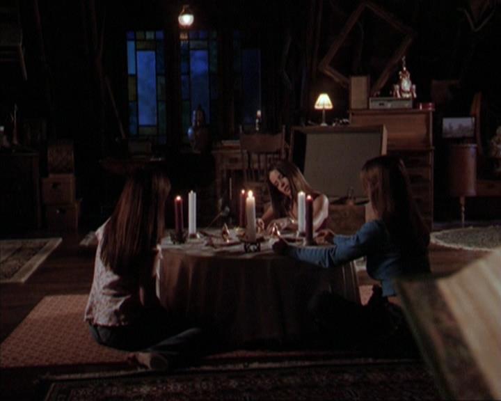 Charmed-Online-dot-317Pre-Witched0885.jpg Charmed-Online-dot-317Pre-Witched0885.jpg