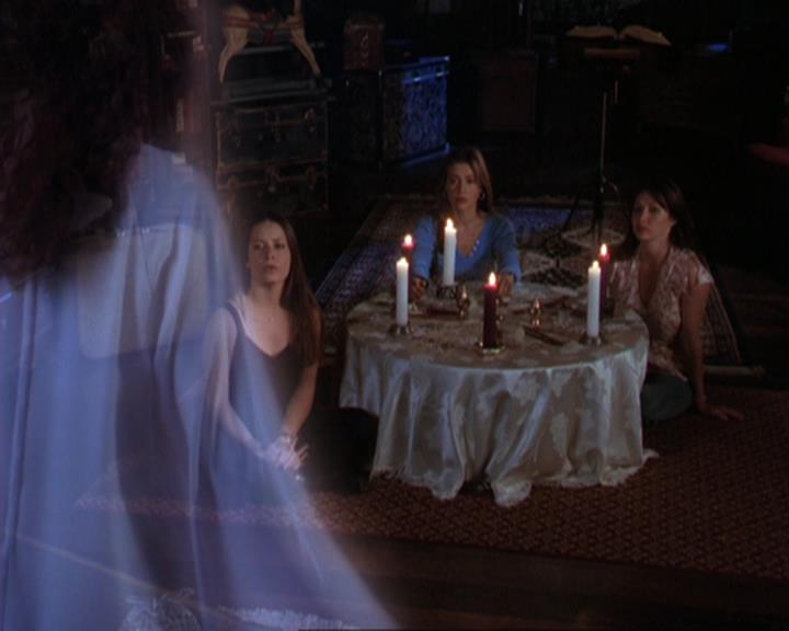 Charmed-Online-dot-317Pre-Witched0893.jpg Charmed-Online-dot-317Pre-Witched0893.jpg