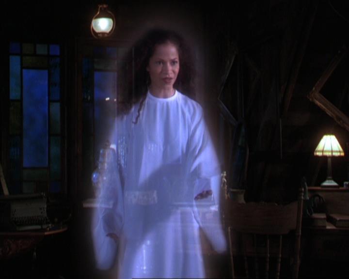 Charmed-Online-dot-317Pre-Witched0901.jpg Charmed-Online-dot-317Pre-Witched0901.jpg