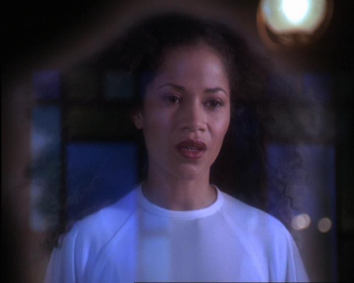 Charmed-Online-dot-317Pre-Witched0926.jpg Charmed-Online-dot-317Pre-Witched0926.jpg