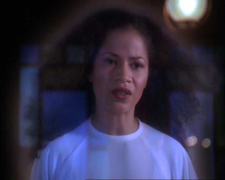 Charmed-Online-dot-317Pre-Witched0927.jpg Charmed-Online-dot-317Pre-Witched0927.jpg