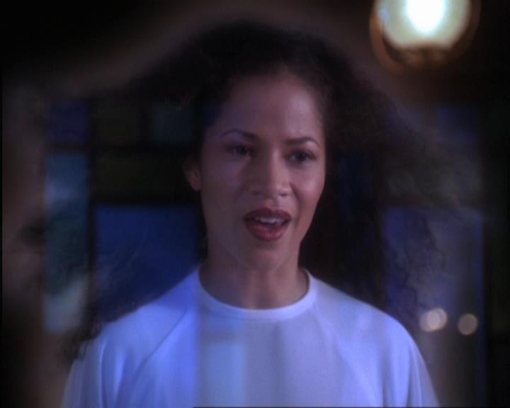 Charmed-Online-dot-317Pre-Witched0933.jpg Charmed-Online-dot-317Pre-Witched0933.jpg