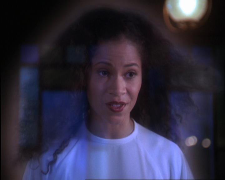 Charmed-Online-dot-317Pre-Witched0962.jpg