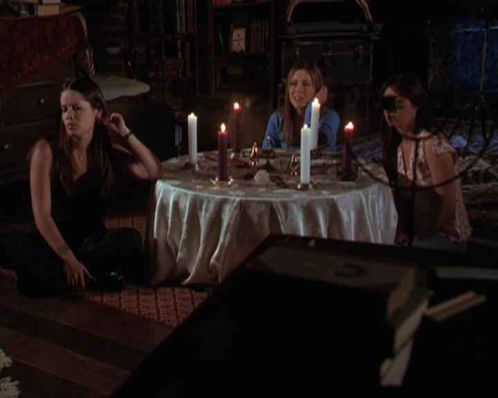 Charmed-Online-dot-317Pre-Witched0977.jpg