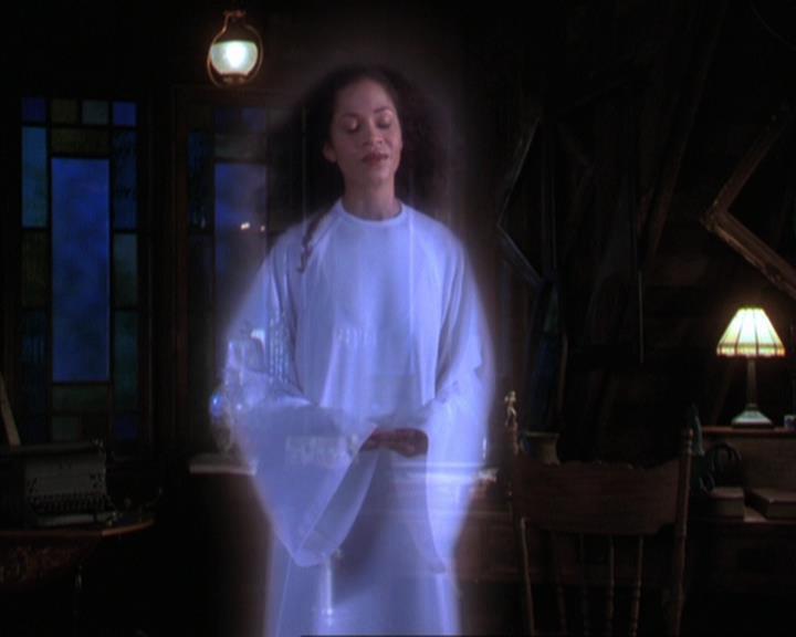 Charmed-Online-dot-317Pre-Witched0985.jpg Charmed-Online-dot-317Pre-Witched0985.jpg