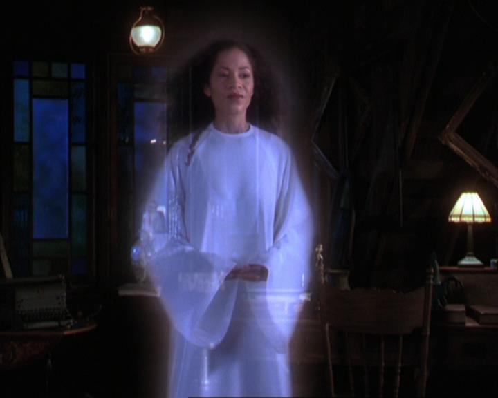 Charmed-Online-dot-317Pre-Witched0986.jpg Charmed-Online-dot-317Pre-Witched0986.jpg