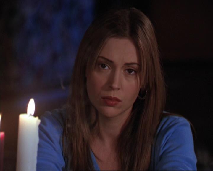 Charmed-Online-dot-317Pre-Witched1001.jpg Charmed-Online-dot-317Pre-Witched1001.jpg