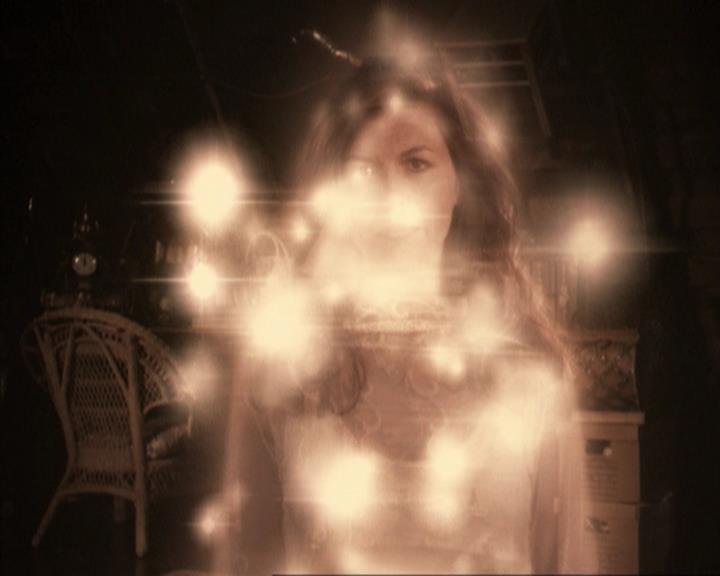 Charmed-Online-dot-317Pre-Witched1057.jpg Charmed-Online-dot-317Pre-Witched1057.jpg