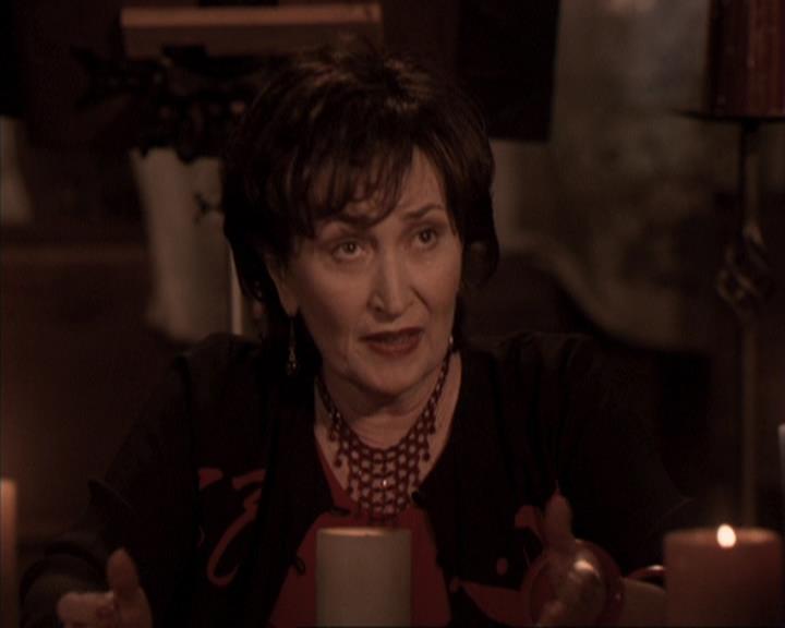 Charmed-Online-dot-317Pre-Witched1068.jpg