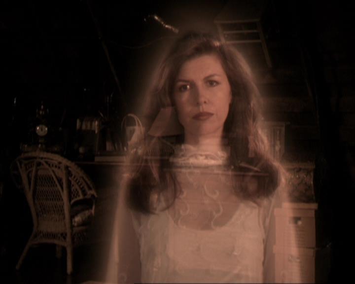 Charmed-Online-dot-317Pre-Witched1070.jpg