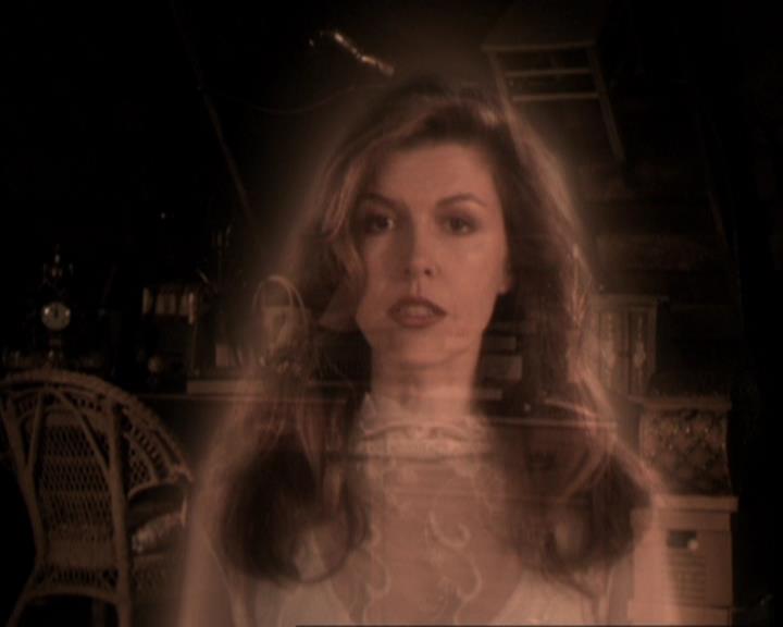 Charmed-Online-dot-317Pre-Witched1084.jpg