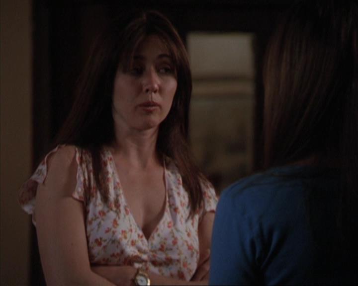 Charmed-Online-dot-317Pre-Witched1154.jpg Charmed-Online-dot-317Pre-Witched1154.jpg