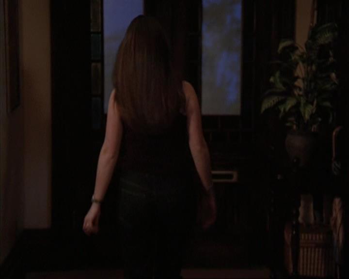 Charmed-Online-dot-317Pre-Witched1204.jpg Charmed-Online-dot-317Pre-Witched1204.jpg