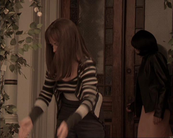 Charmed-Online-dot-317Pre-Witched1215.jpg