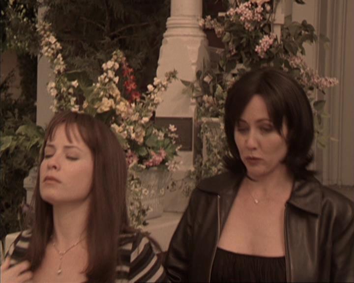 Charmed-Online-dot-317Pre-Witched1225.jpg