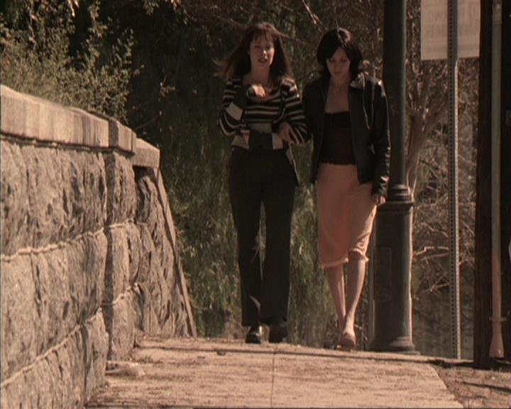Charmed-Online-dot-317Pre-Witched1265.jpg