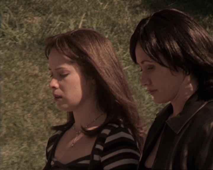 Charmed-Online-dot-317Pre-Witched1278.jpg Charmed-Online-dot-317Pre-Witched1278.jpg