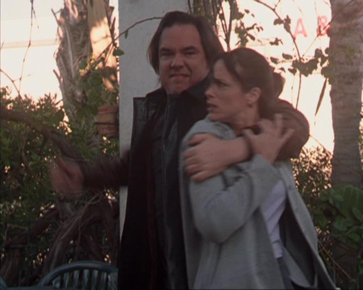 Charmed-Online-dot-317Pre-Witched1367.jpg Charmed-Online-dot-317Pre-Witched1367.jpg