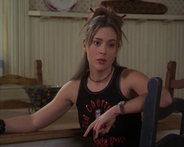 Charmed-Online-dot-317Pre-Witched1403.jpg